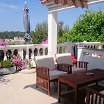 Gostinjska kuća Mireja 3*