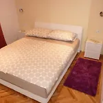 Gostinjska kuća Mireja 3*