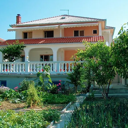 Mireja Rab Town