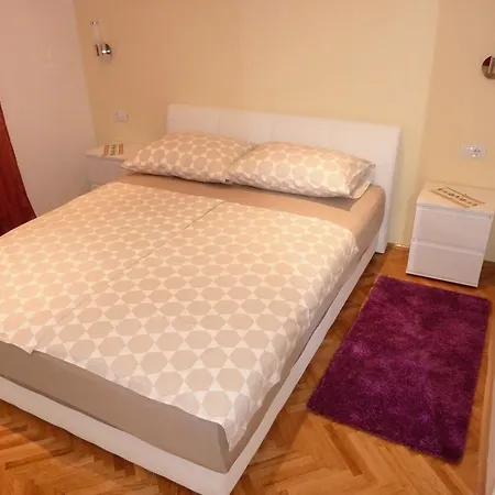Guest house Mireja 3*