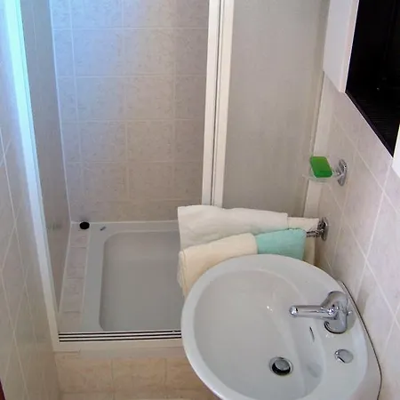 Guest house Mireja Rab Town
